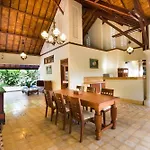Bali Royal Heritage Villas